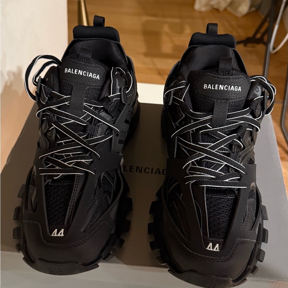 Balenciaga Track Led Version